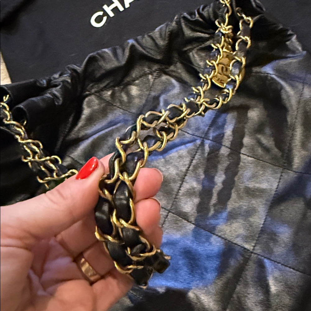 Chanel 22 Hobo Black Chain Shoulder Bag - Picture 14 of 14